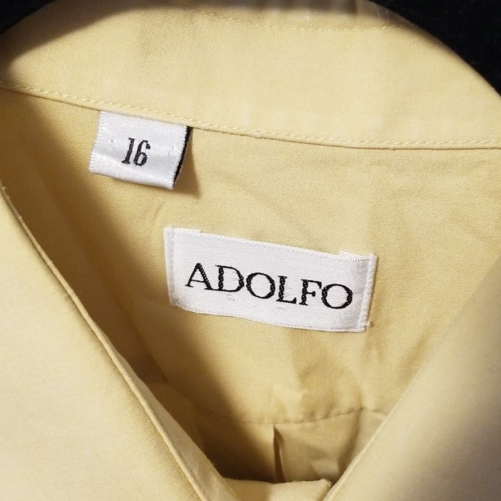 Button up - Picture 2 of 3